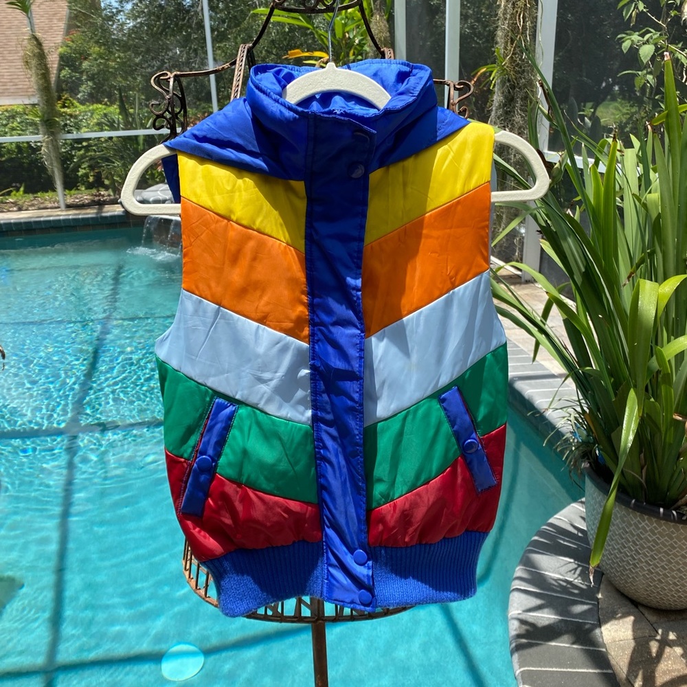Size Medium Jack BB Dakota rainbow retro jacket